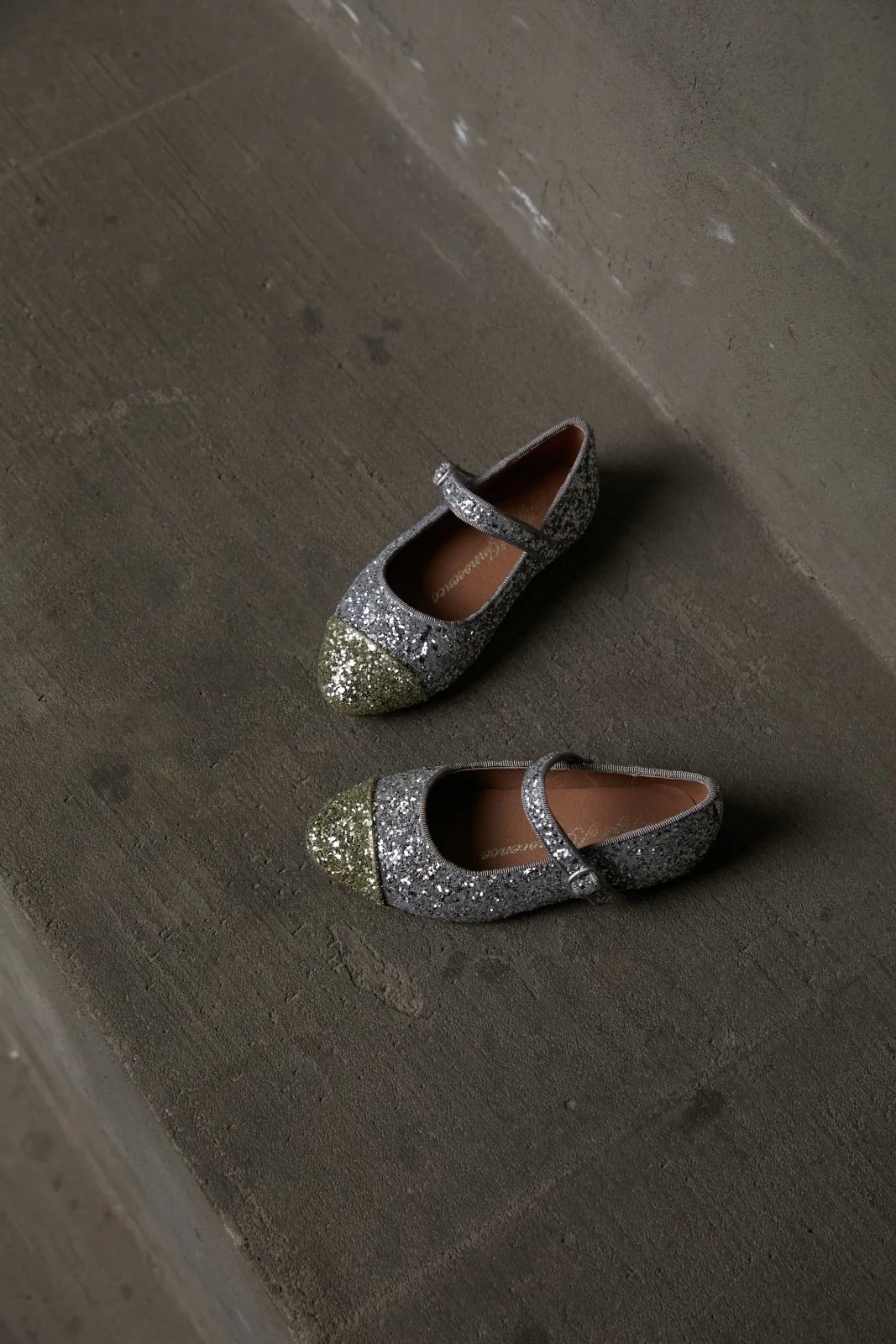 Bebe Glitter 2.0 Silver/Gold Shoes - Image 3