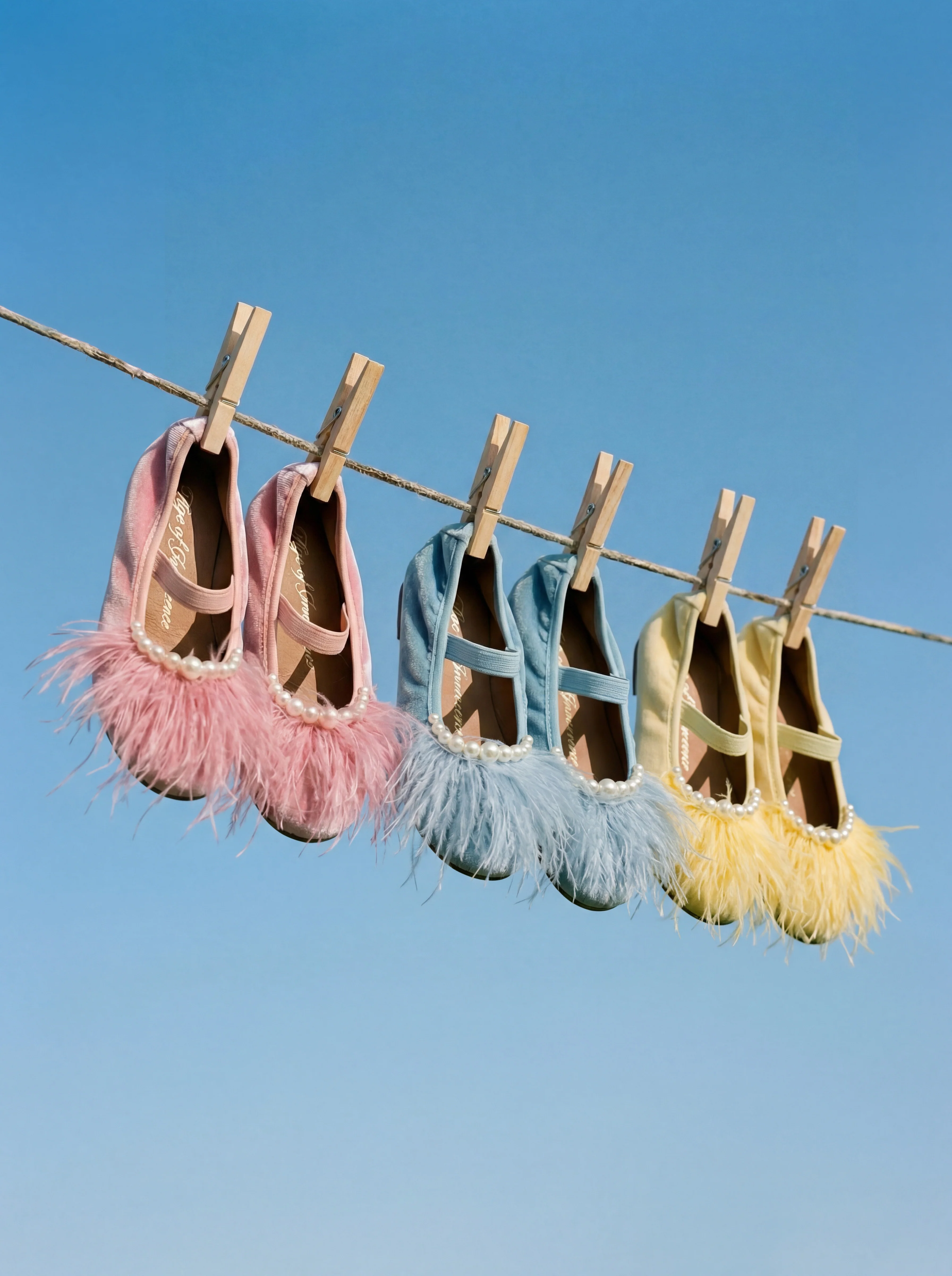 Blanche Yellow Flats - Image 3