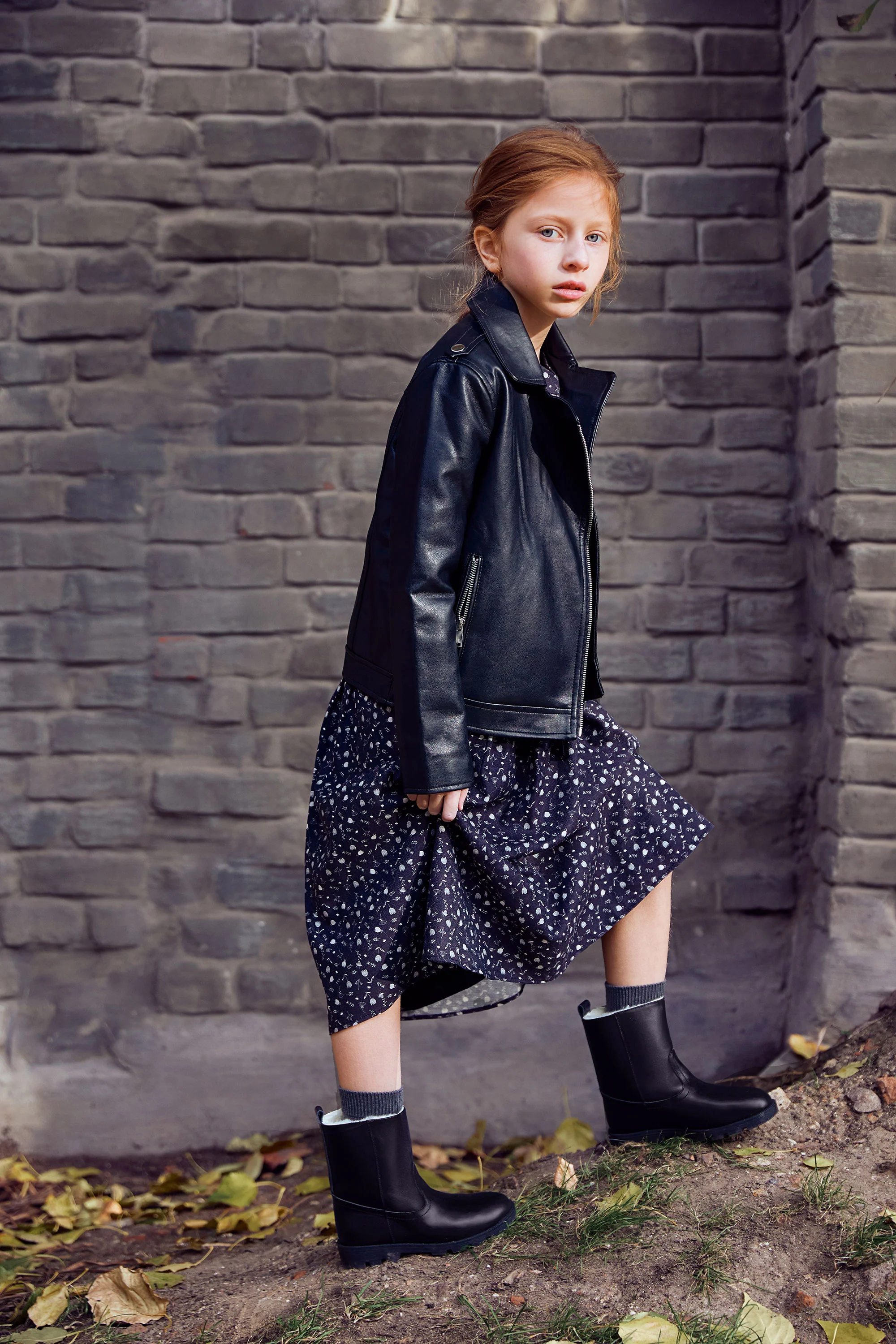 Carine Black Boots - Image 4
