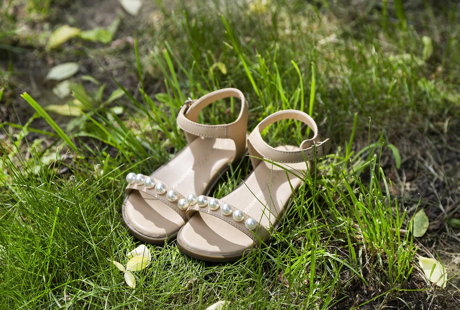 Fleur Beige Sandals - Image 3