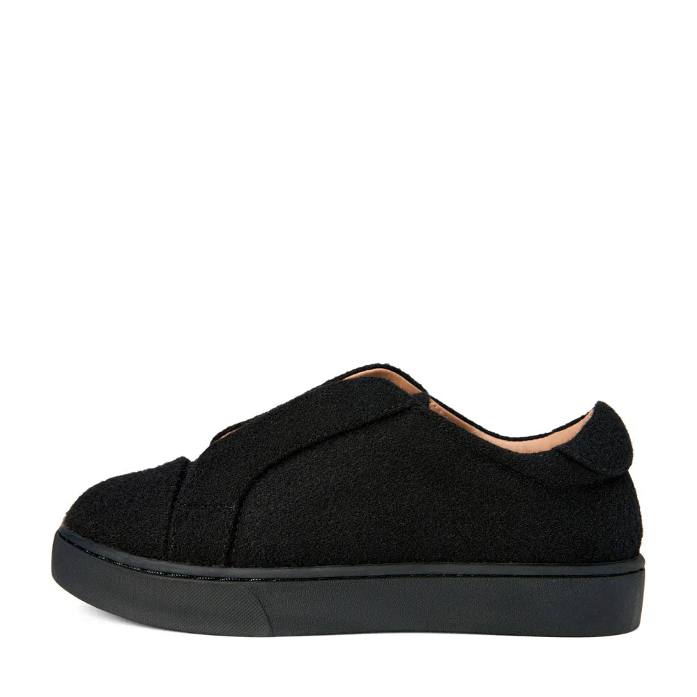Frank Black Sneakers