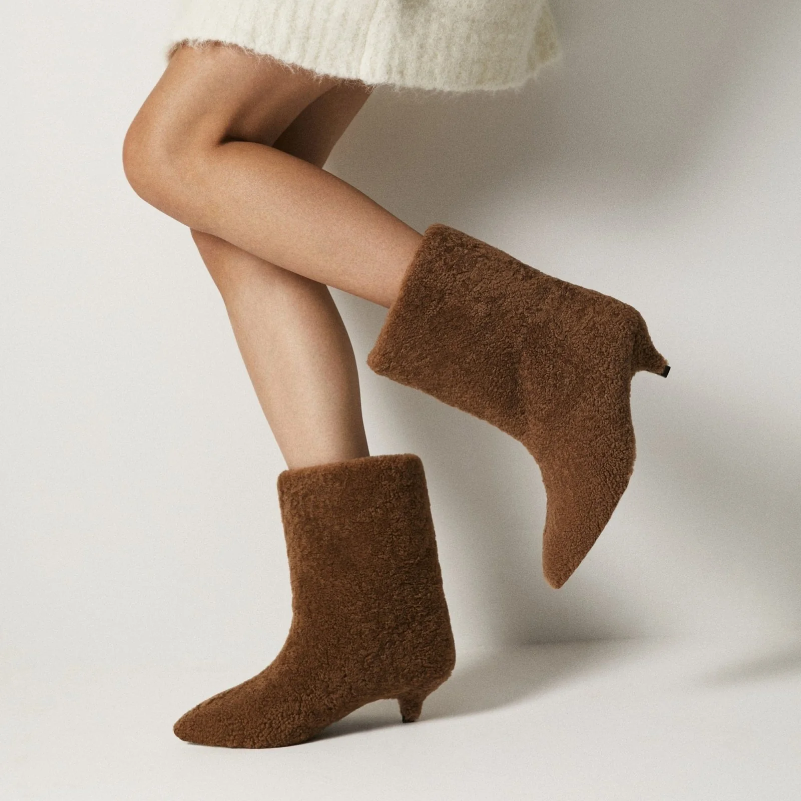 Gina 2.0 Brown Boots - Image 4
