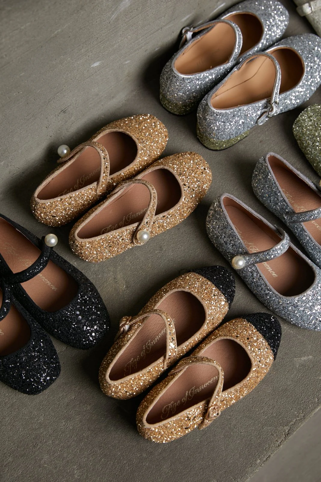 Gloria Black Flats - Image 4