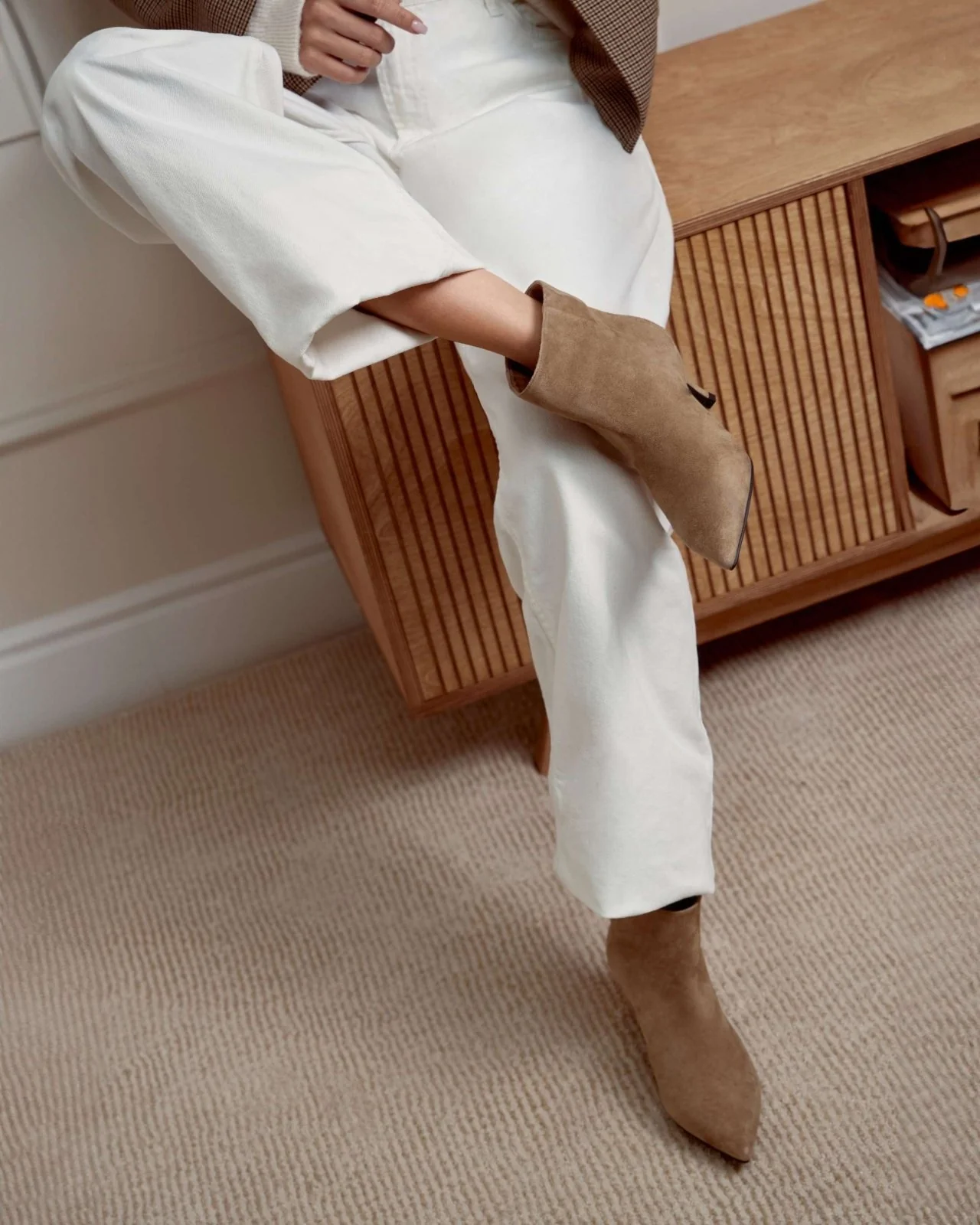 Issy Beige Boots - Image 4