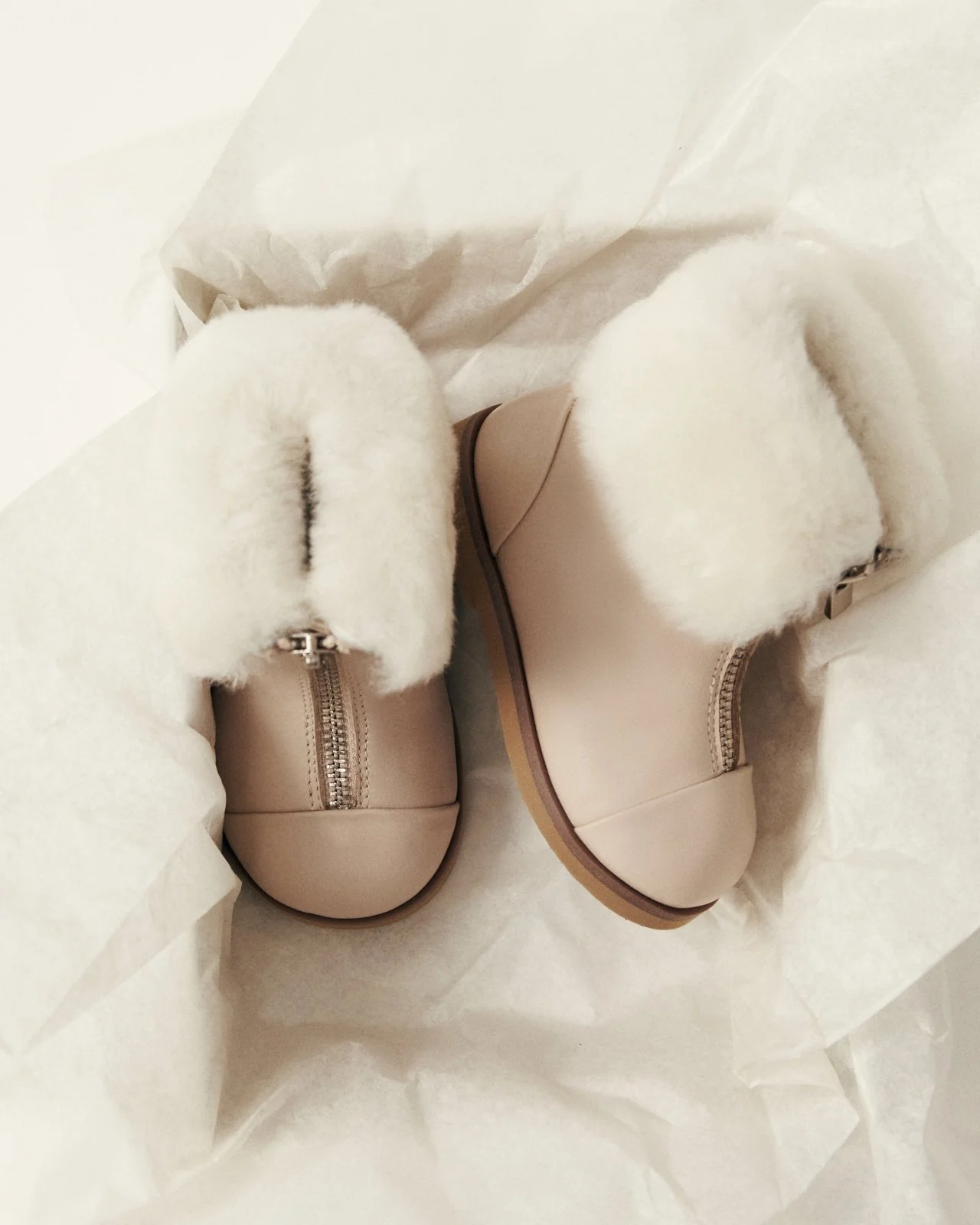 Ivy 3.0 Milk Boots - Image 3