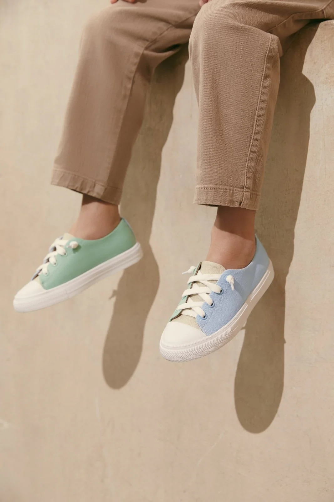 Jody Blue/ Green/ Beige Sneakers - Image 5
