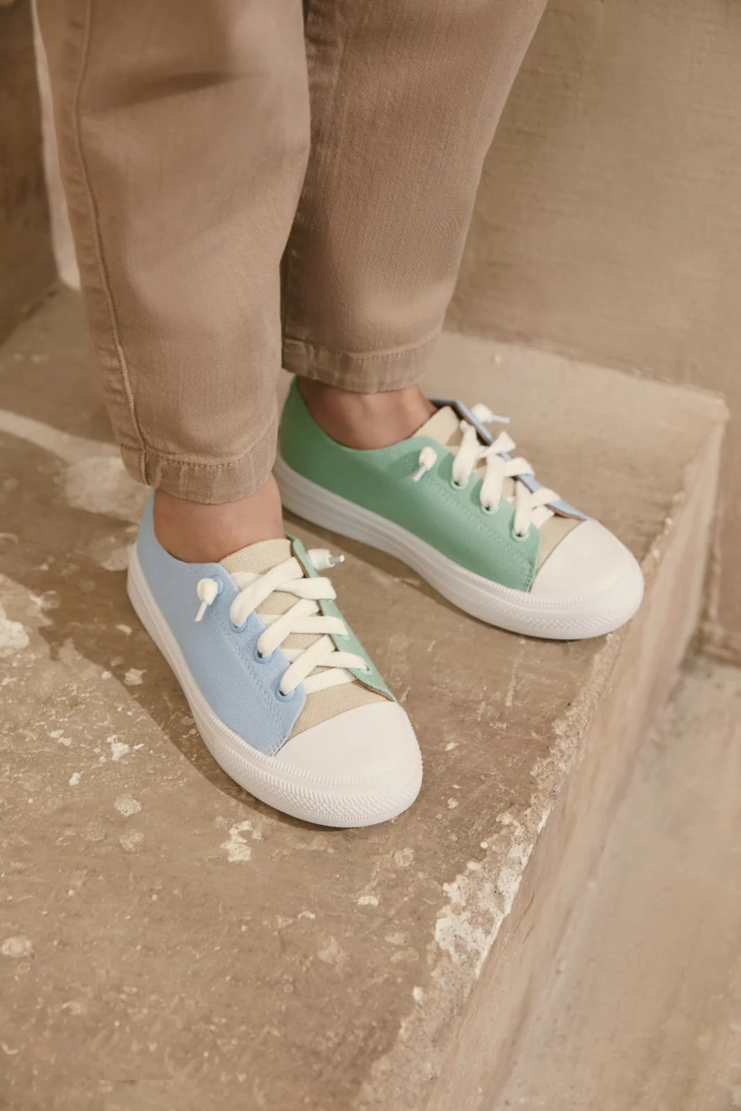 Jody Blue/ Green/ Beige Sneakers - Image 6