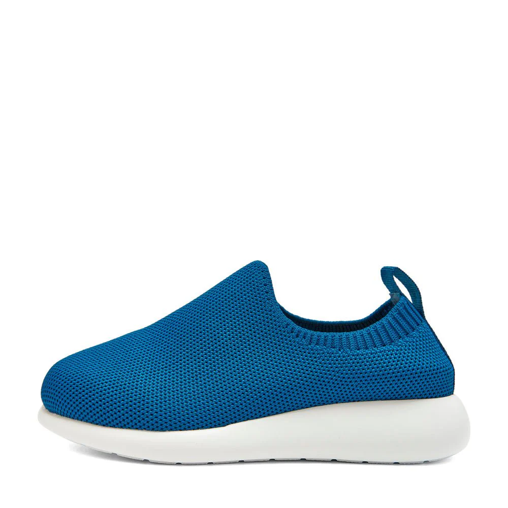 Reese Navy Sneakers