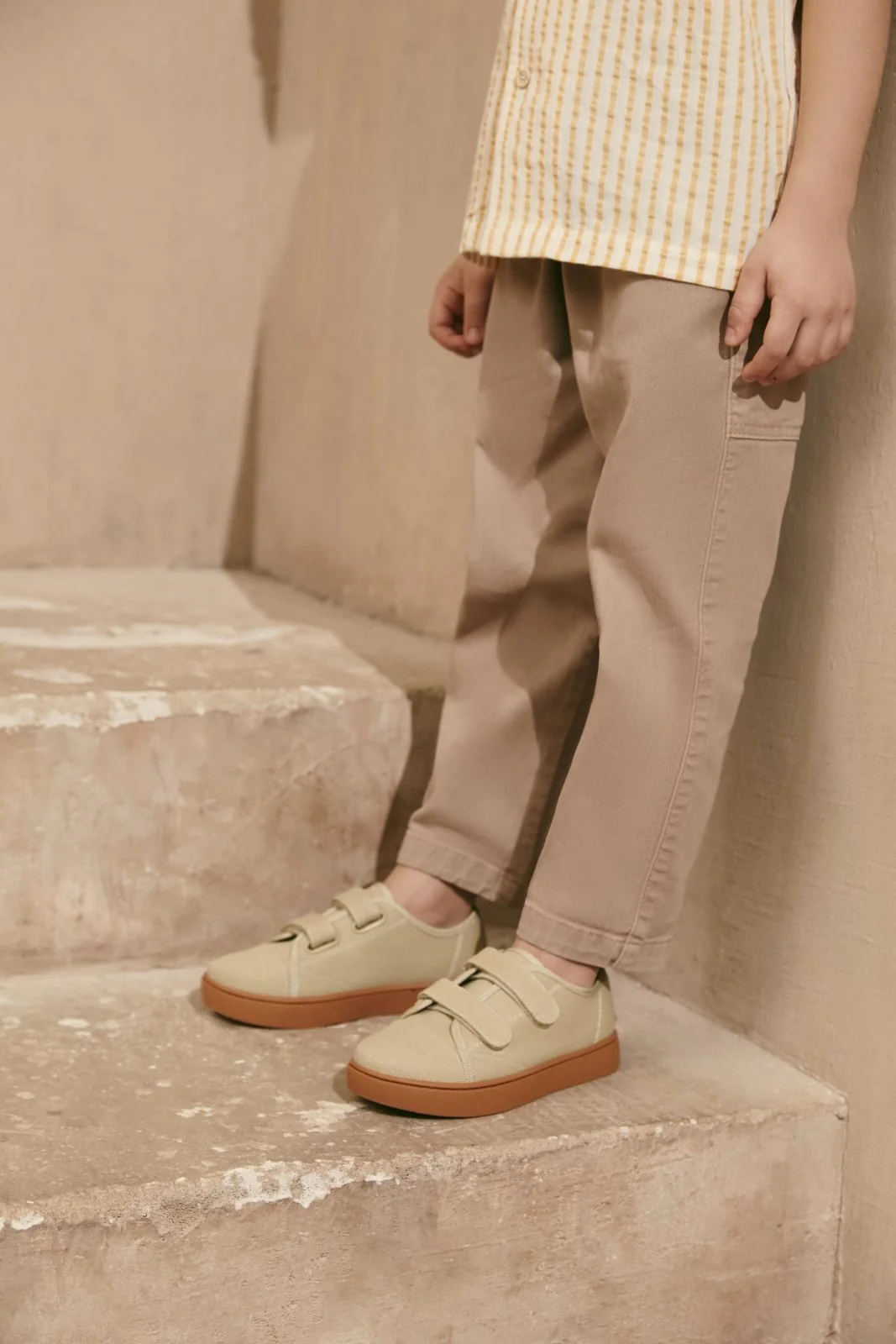 Robby 2.0 Canvas Khaki Sneakers - Image 3