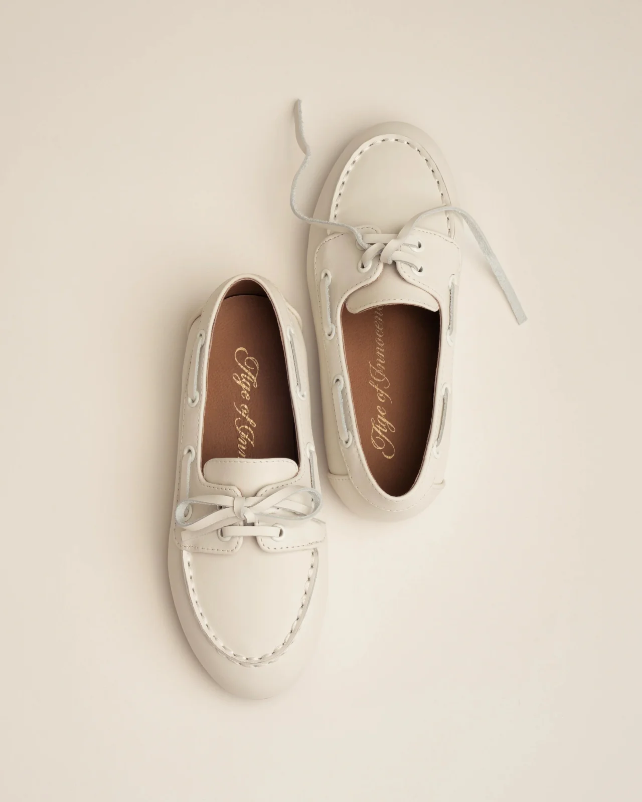 Velma White Moccasins - Image 3