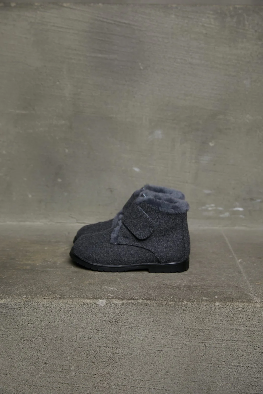 Zoey Wool Dark Grey Boots - Image 3